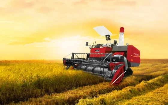 Revolutionizing Agriculture: The Track Combine Harvester by Mahindra Farm Machinery