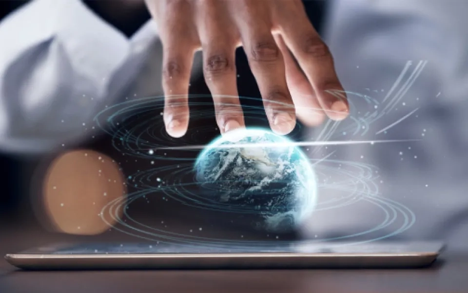 HOW 5G NETWORKS ARE SPURRING THE ONSET OF HOLOGRAPHIC COMMUNICATION