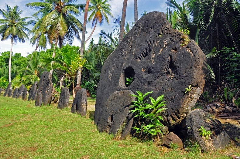 The Giant stone coins of Yap