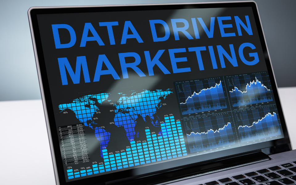 WHY MARKETERS SHOULD LOOK AT CONSUMER DATA MARKETING IN 2023