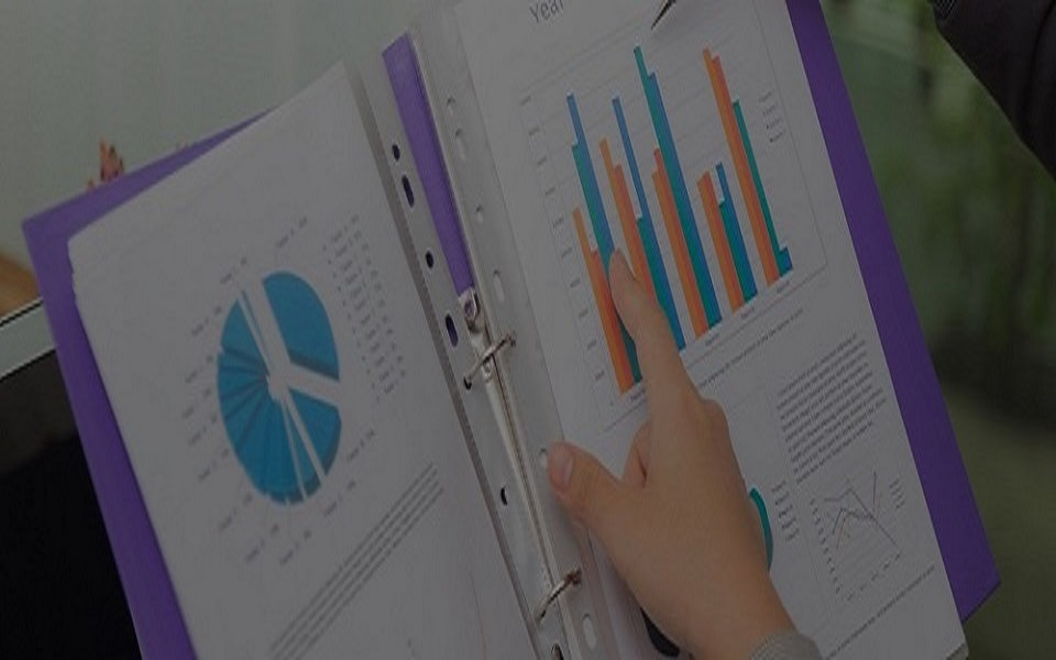 Why BFSI Firms are Replacing Oracle Reports to Cut Costs