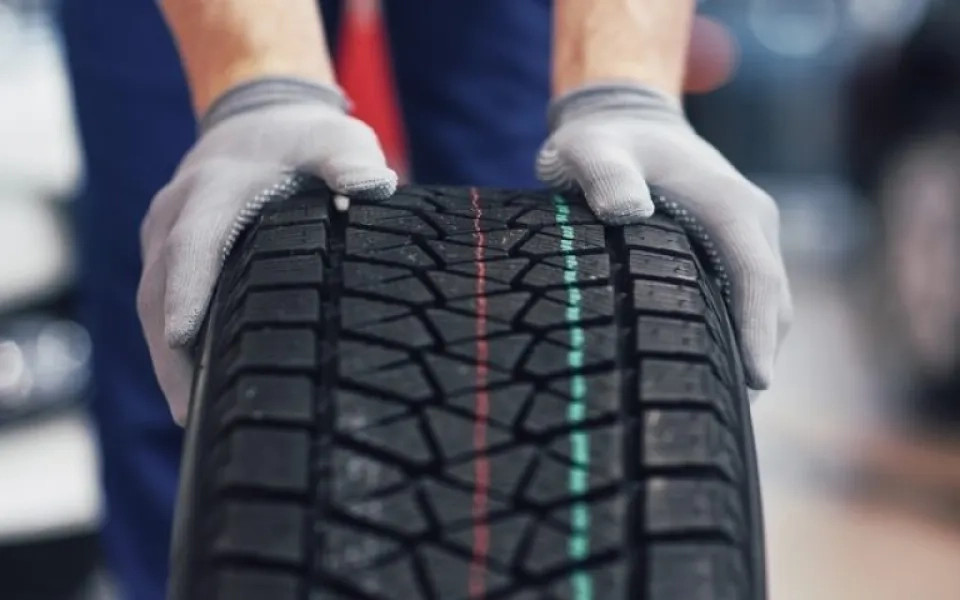 Deep Learning based Computer Vision System for Automated Tyre Defect Detection