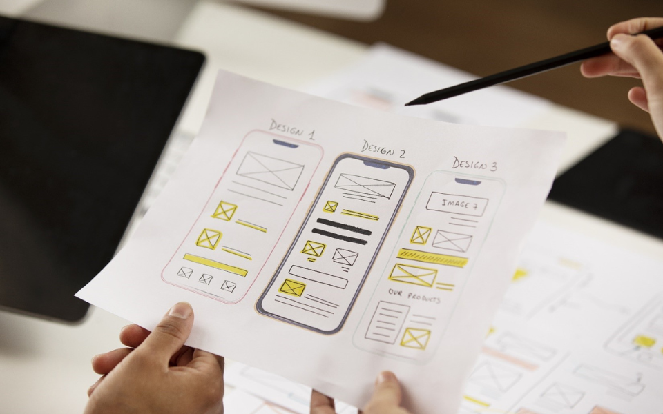 The Role of Prototyping in UI/UX Design: From Concept to Execution