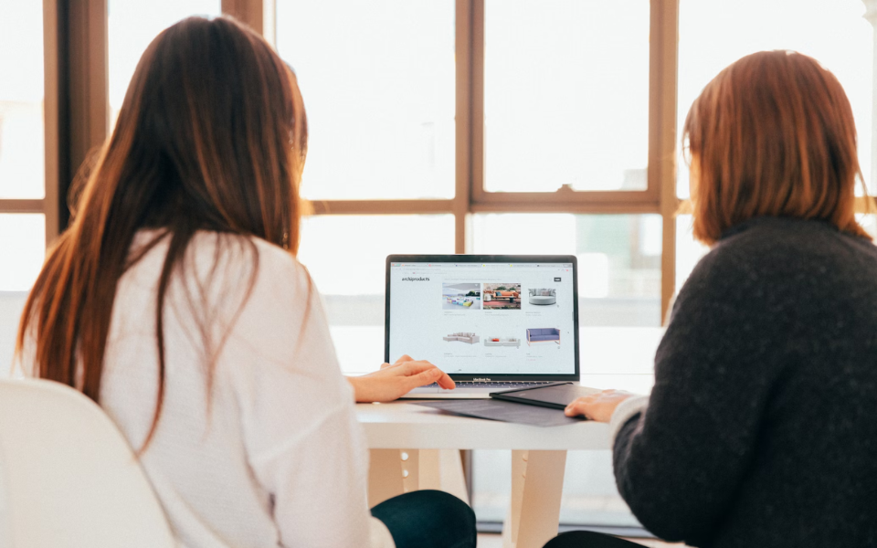 Women in Leadership: Breaking Barriers and Driving Change