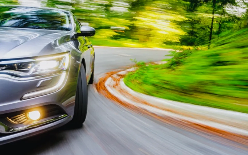 Total Cost of Ownership (TCO) between Electric Vehicles and ICE Vehicles