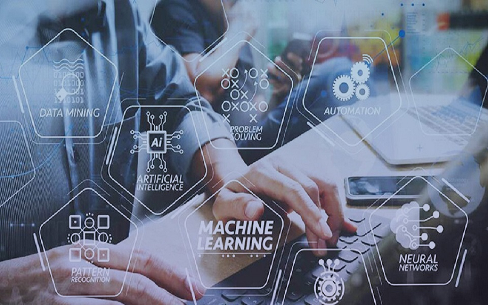 Harnessing the Power of AI and ML in Insurance Industry
