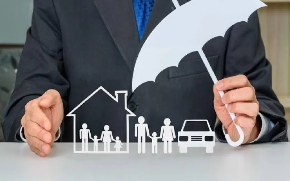 Technology & insurance sector