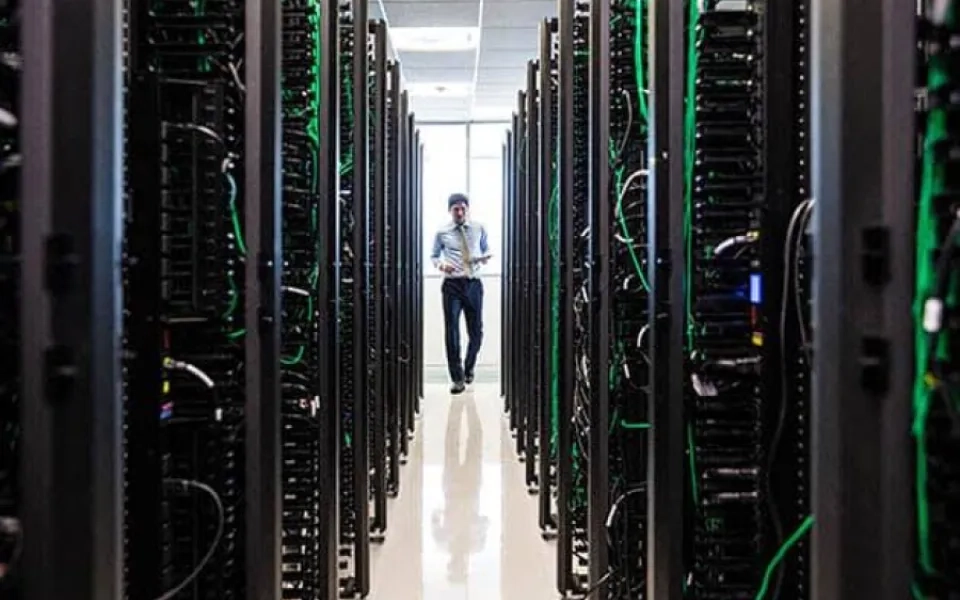 How technology providers can address data centre cooling challenges