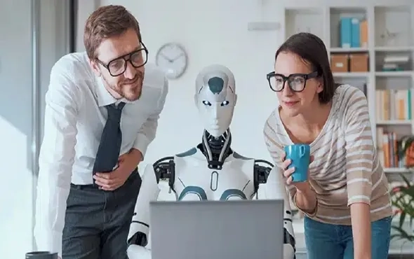 AI Agents: The Intelligent Leap Beyond Traditional Chatbots in Insurance